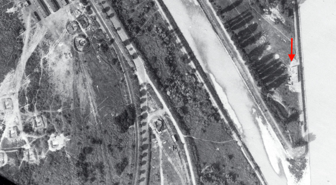 Ligne Maginot - PETIT RHIN - (Casemate d'infanterie - Double) -  - IGN - Géoportail 1944