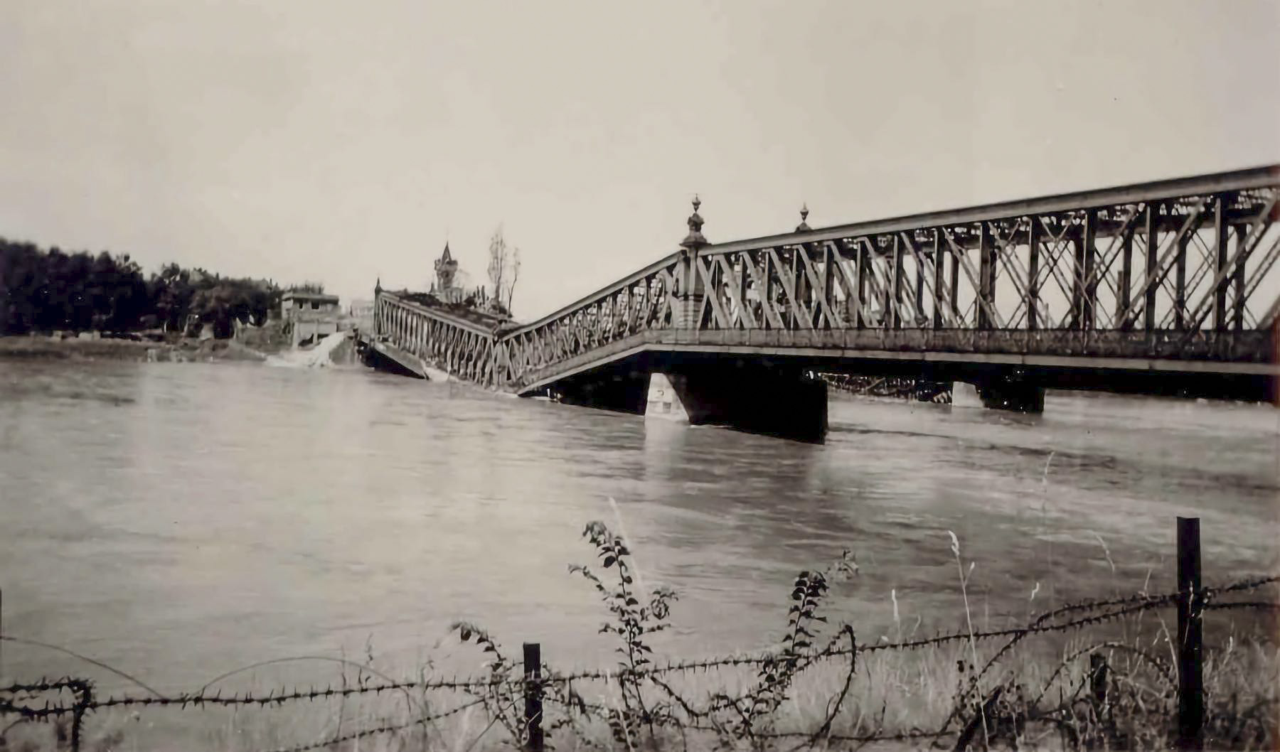Ligne Maginot - PONT ROUTE DE STRASBOURG - KEHL - (Obstacle antichar) - Le pont route de Strasbourg vu depuis le coté allemand - Inconnu