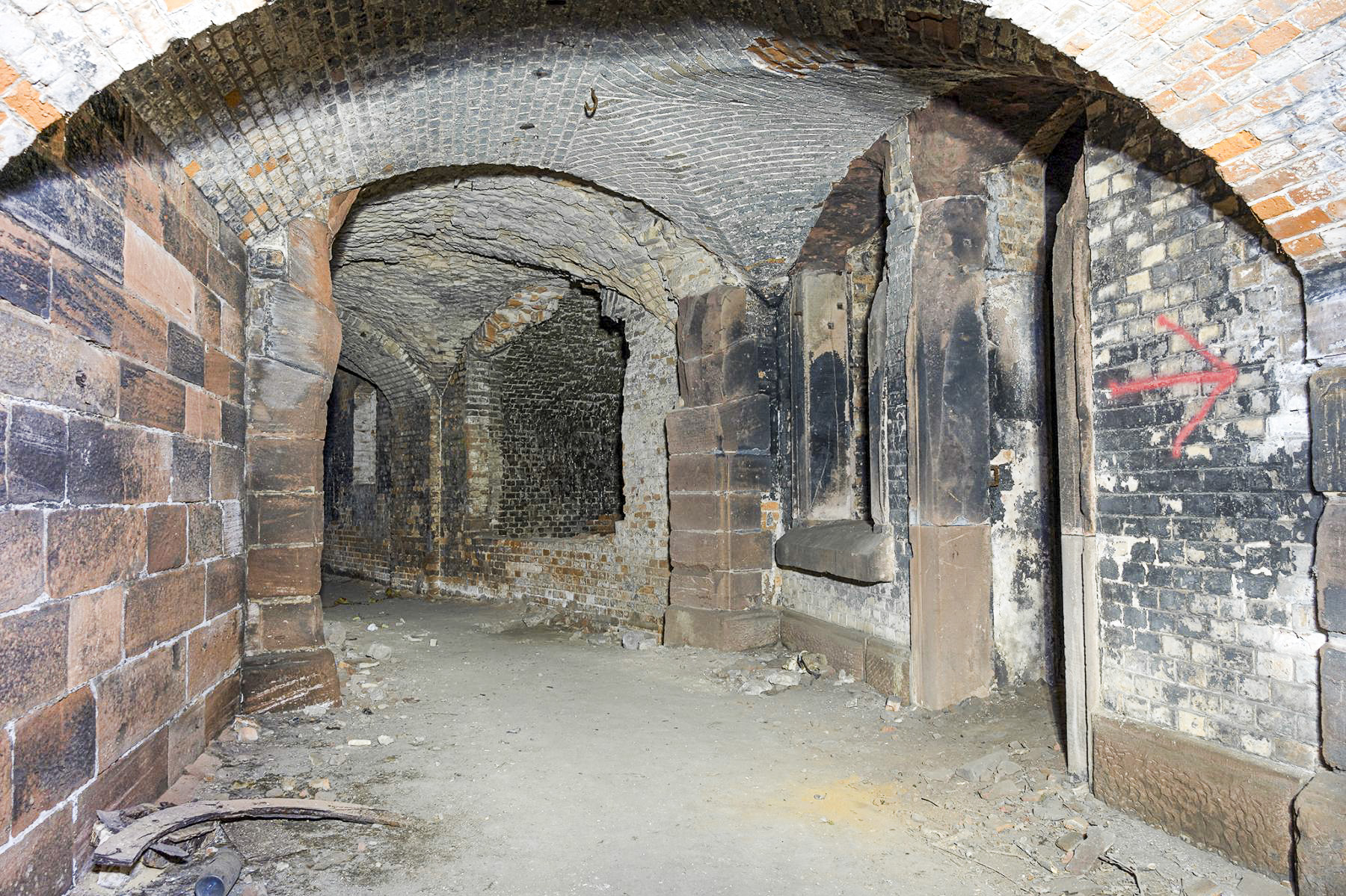 Ligne Maginot - FORT UHRICH (237°RI) - (PC) - Poterne transversale avant au niveau de la cuisine et de la boulangerie

 - David Palmer