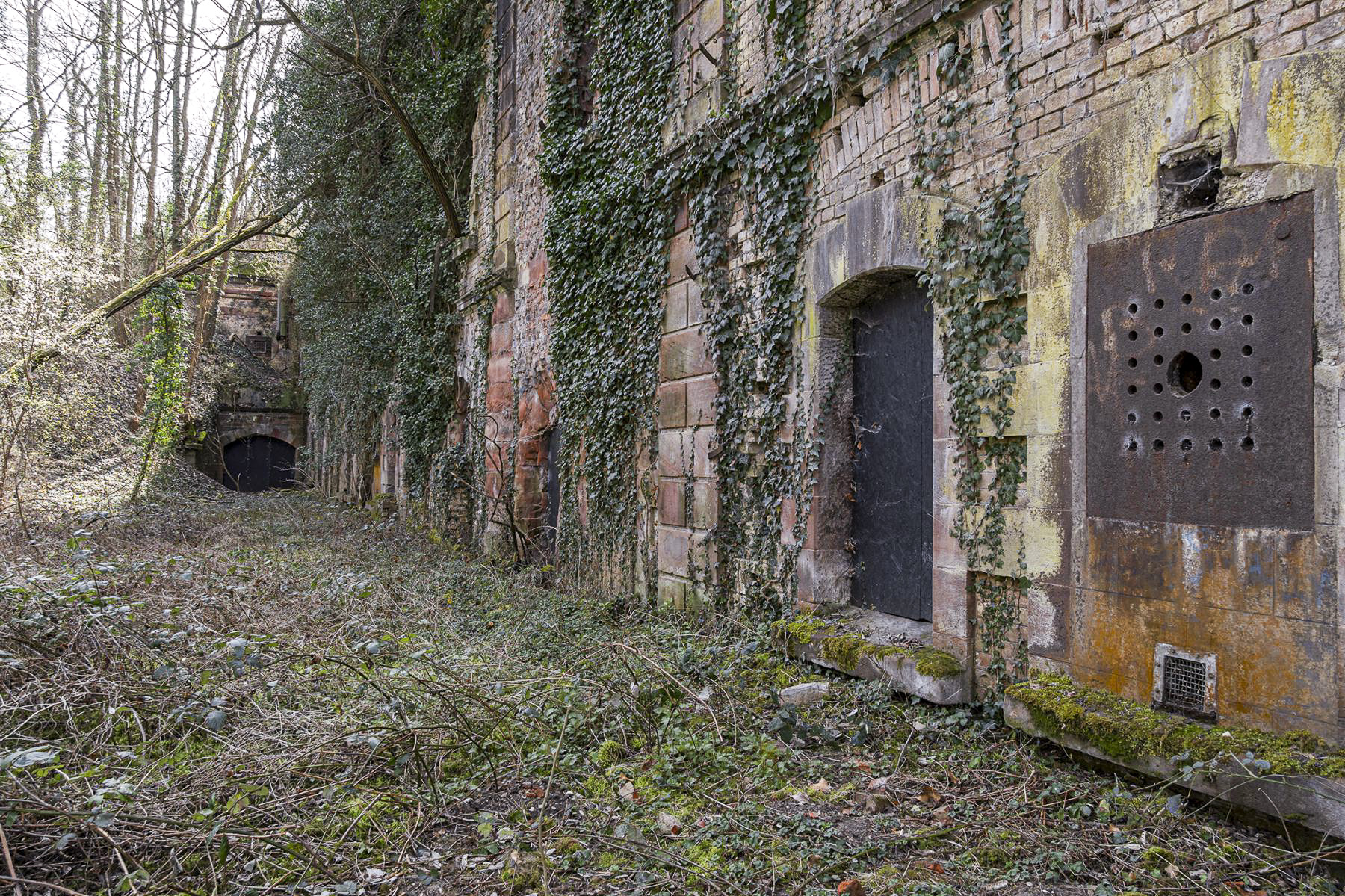 Ligne Maginot - FORT UHRICH (237°RI) - (PC) - Aile droite du casernement
Au fond, la poterne transversale avant - David Palmer