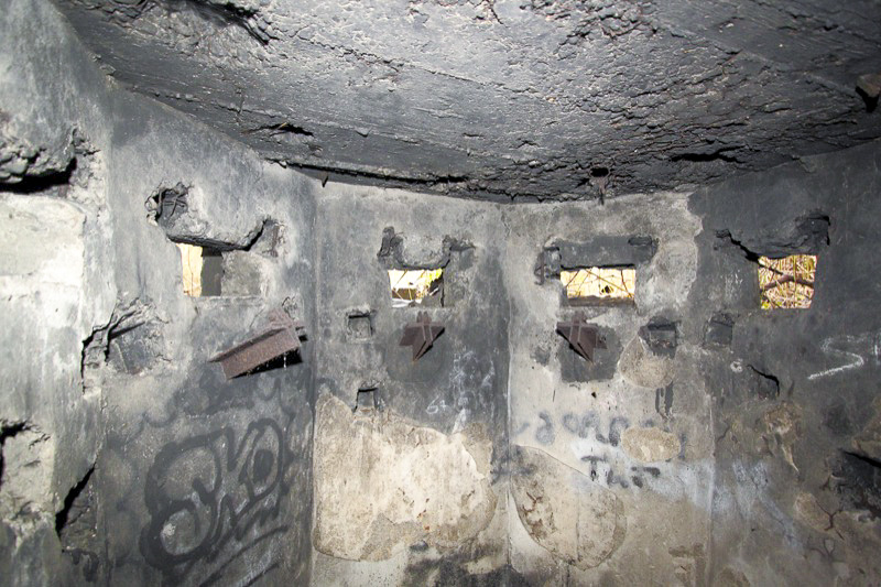 Ligne Maginot - PORT du RHIN Sud 21 ( Blockhaus pour arme infanterie ) - Vue intérieure - Les Gardiens du Rhin