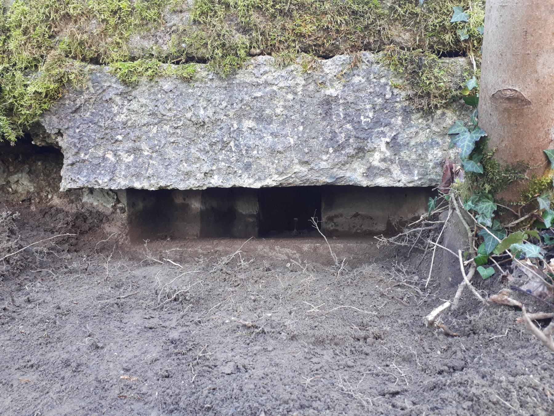 Ligne Maginot - WALDHOF OUEST - (Blockhaus pour arme infanterie) - Détail du créneau gauche - G.Fuchs