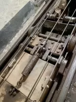Ligne Maginot - SAINT ROCH (SHR) - (Ouvrage d'artillerie) - Le plan incliné desservant le bloc 4
Le  contrepoids, détail du système de freinage en cas de rupture du câble