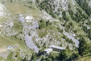 Ligne Maginot - LAVOIR - (Ouvrage d'artillerie) - Vue d'ensemble de 
L'ouvrage et du casernement du Lavoir