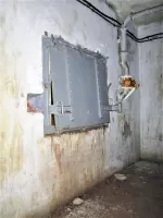 Ligne Maginot - LAVOIR - (Ouvrage d'artillerie) - Bloc 1
Etage inférieur
Trappe de la fosse de récupération des douilles