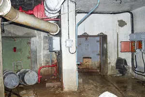 Ligne Maginot - PAS DU ROC - (Ouvrage d'artillerie) - L'entrée de l'ouvrage
Après les portes blindées