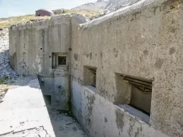 Ligne Maginot - PAS DU ROC - (Ouvrage d'artillerie) - Bloc 4
Créneaux vers le Nord