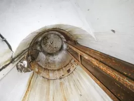 Ligne Maginot - BOIS KARRE - X12 - (Abri) - La cloche GFM Ouest vide.