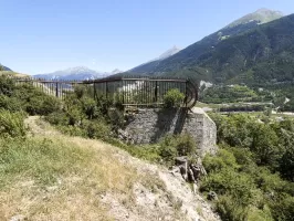 Ligne Maginot - REPLATON REDOUTE - (Blockhaus pour arme infanterie) - Le bastionnet et la grille défensive au saillant IV