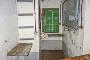 Ligne Maginot - SAINT ANTOINE - (Ouvrage d'artillerie) - Bloc 1
Etage inférieur
PC des mortiers de 81