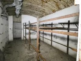 Ligne Maginot - BOIS KARRE - X12 - (Abri) - Une autre chambre pour la troupe.