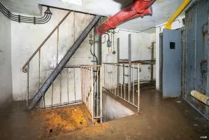 Ligne Maginot - SAINT ANTOINE - (Ouvrage d'artillerie) - Bloc 2
Etage inférieur avec le passage de dalle