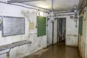 Ligne Maginot - SAINT GOBAIN - (Ouvrage d'infanterie) - Bloc 1
Etage inférieur
PC de tir