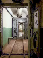 Ligne Maginot - SAINT GOBAIN - (Ouvrage d'infanterie) - Galerie vers les blocs 2 et 3
Sas étanche