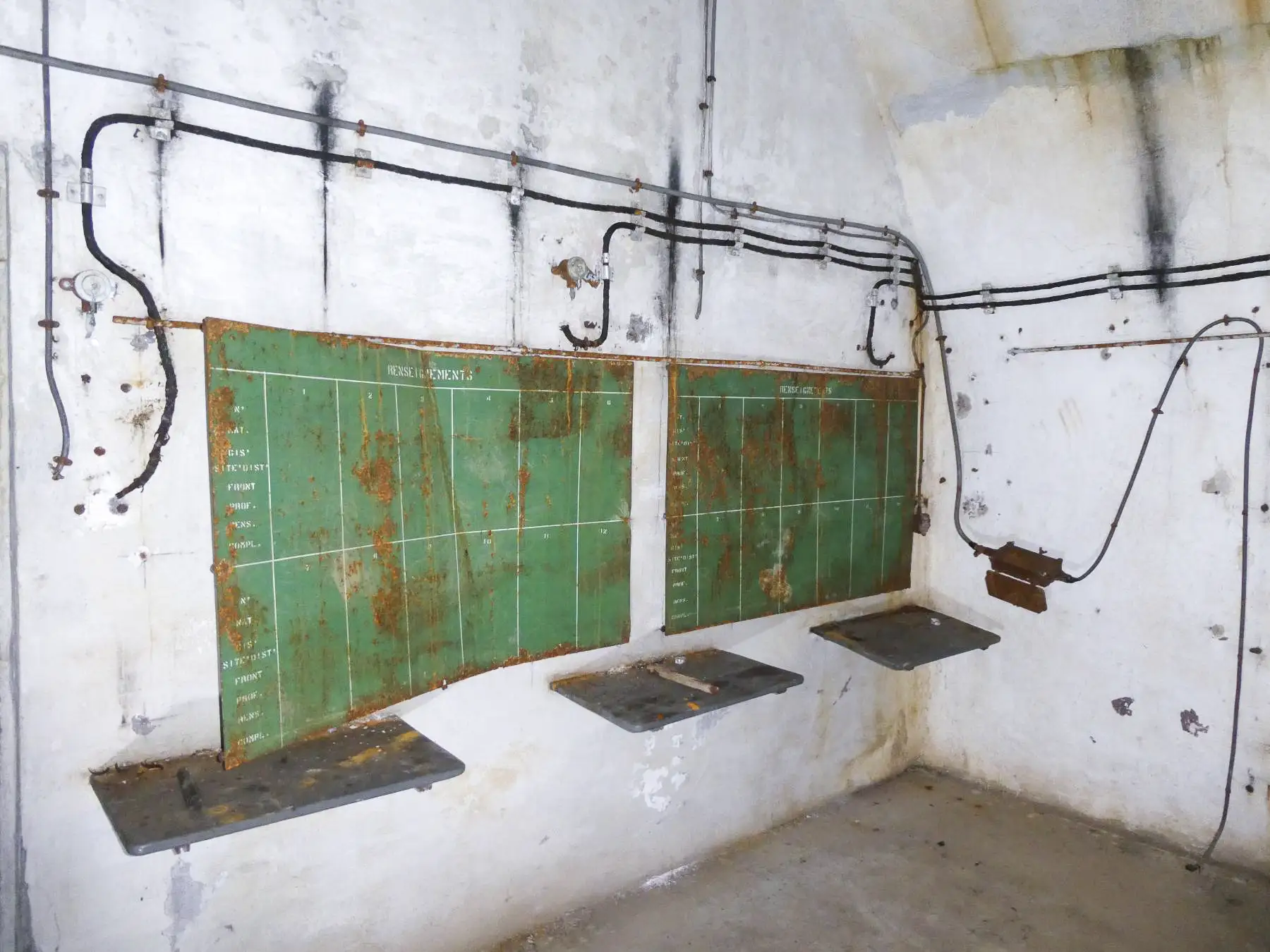 Ligne Maginot - GORDOLON (GN) - (Ouvrage d'artillerie) - Etage intermédiaire
PC - ELLENA Daniel - CUNY Philippe
