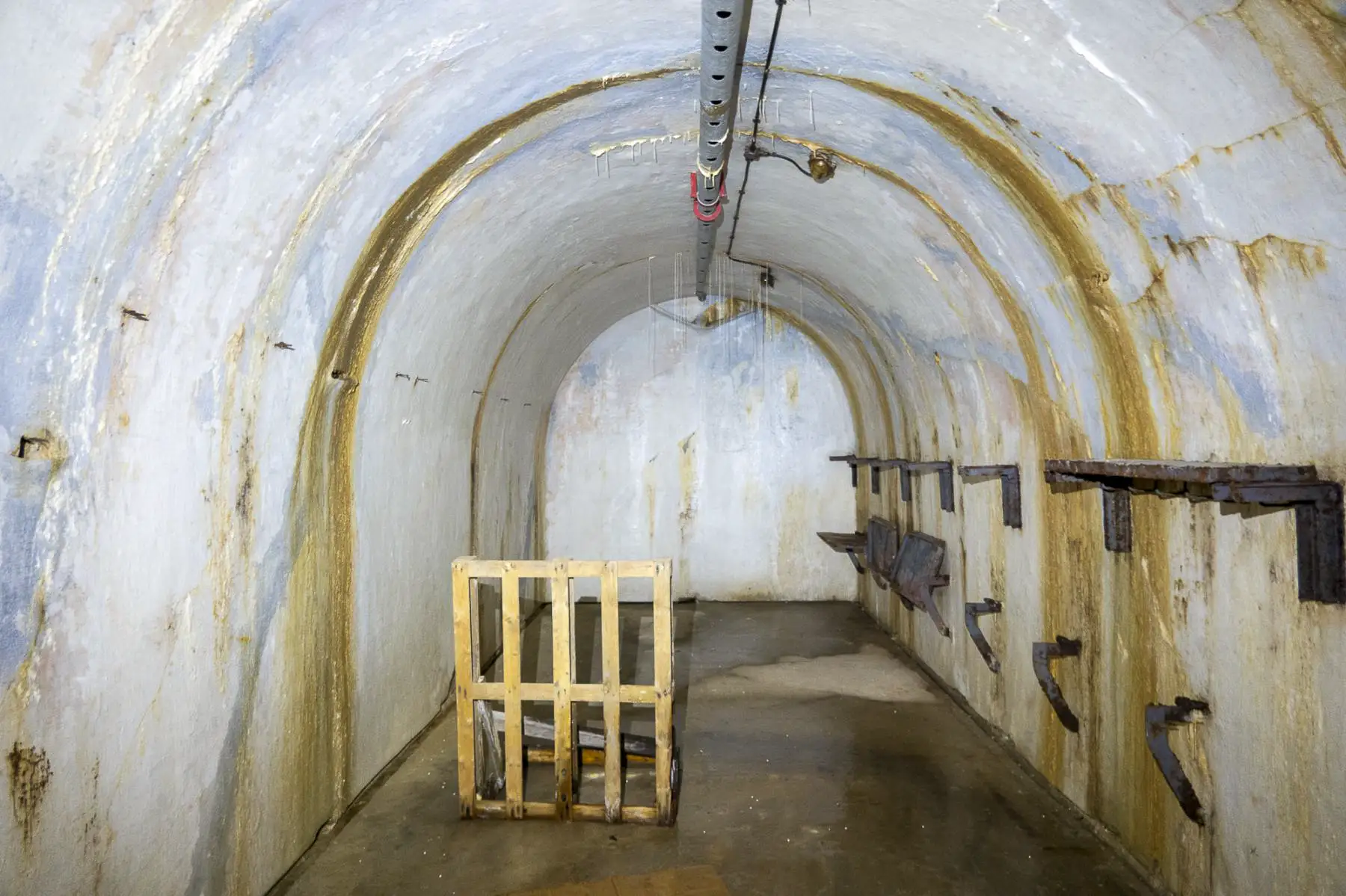 Ligne Maginot - GORDOLON (GN) - (Ouvrage d'artillerie) - Casernement
Chambre de troupes - Michel Teiten