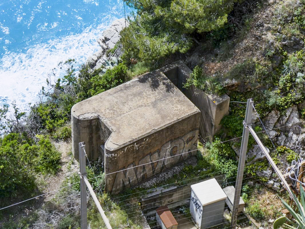 Ligne Maginot - E2 - EZE VOIE FERREE - (Blockhaus pour arme infanterie) -  - ELLENA - CUNY
