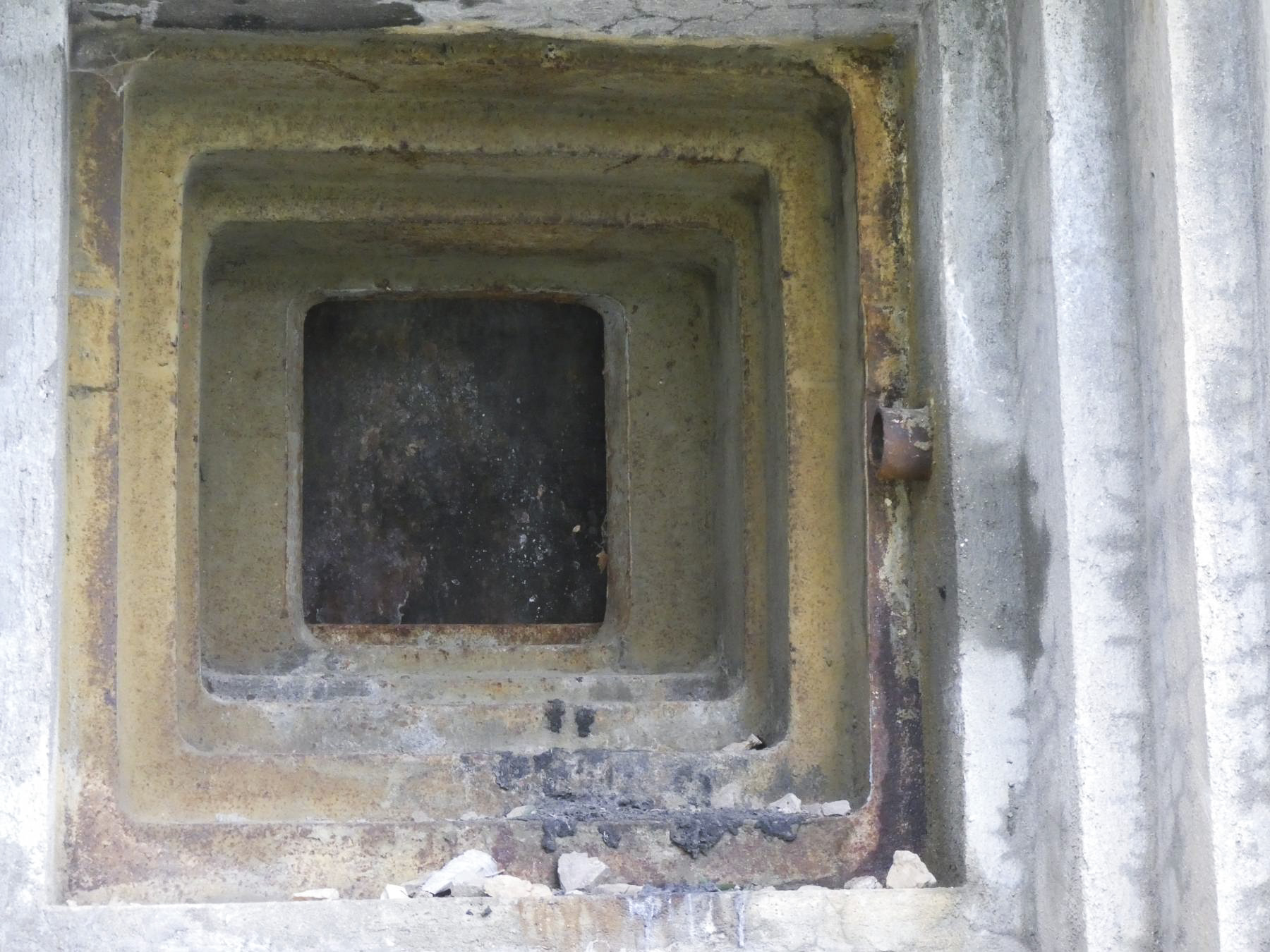 Ligne Maginot - SAINTE AGNES (SAG) - EO9 - (Ouvrage d'artillerie) - Bloc 3
Créneau JM - ELLENA - CUNY