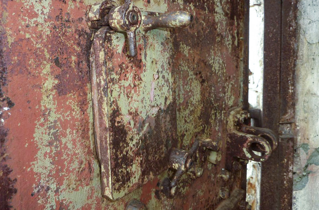 Ligne Maginot - PIC DE GARUCHE - (Observatoire d'artillerie) - Détails de la porte - ELLENA-CUNY