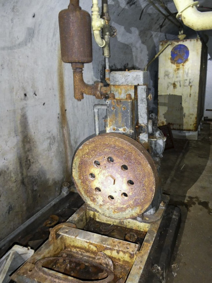 Ligne Maginot - PIC DE GARUCHE - (Observatoire d'artillerie) - Usine
Moteur Baudouin - ELLENA - CUNY
