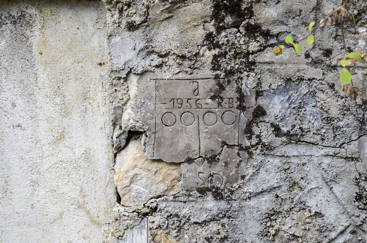 Ligne Maginot - CHAMP DE TIR - (Chambre de coupure) - Indication concernant l'enfouissement des câbles desservant la chambre de coupure - Michal Prasil