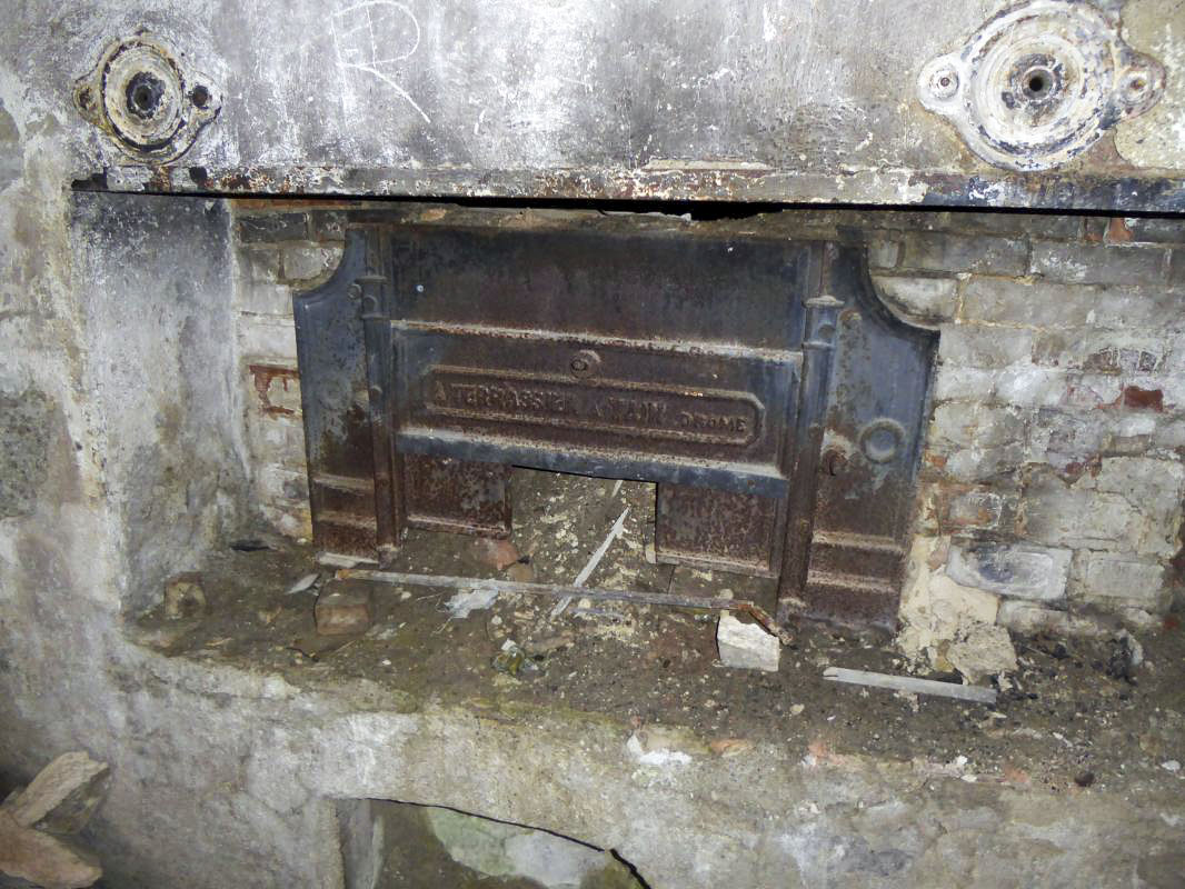 Ligne Maginot - CAMP DE RESTEFOND - (Casernement) - Le four à pain - ELLENA-CUNY