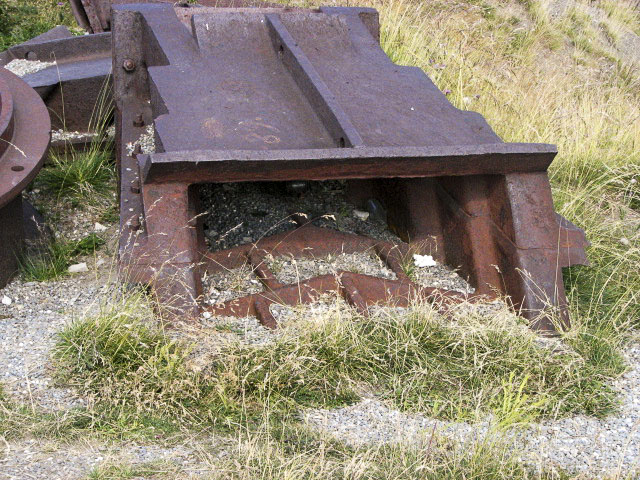 Ligne Maginot - CAMP DE RESTEFOND - (Casernement) - Trémie pour mortier de 81 - Bertrand99
