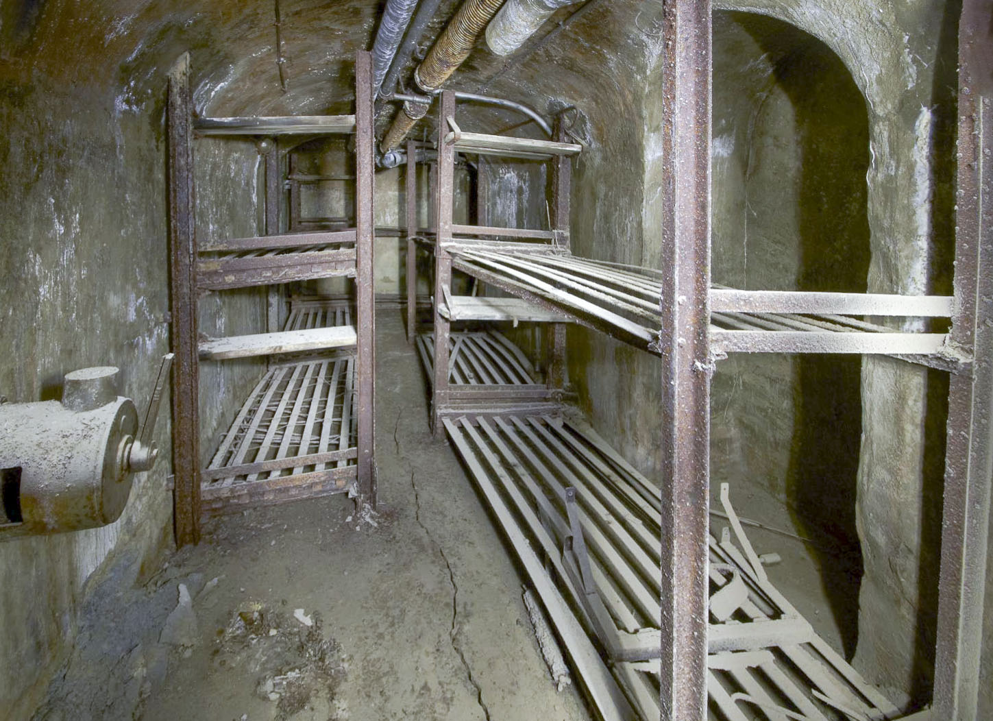 Ligne Maginot - ARRONDAZ - (Ouvrage d'infanterie) - Chambrée - duomaxw