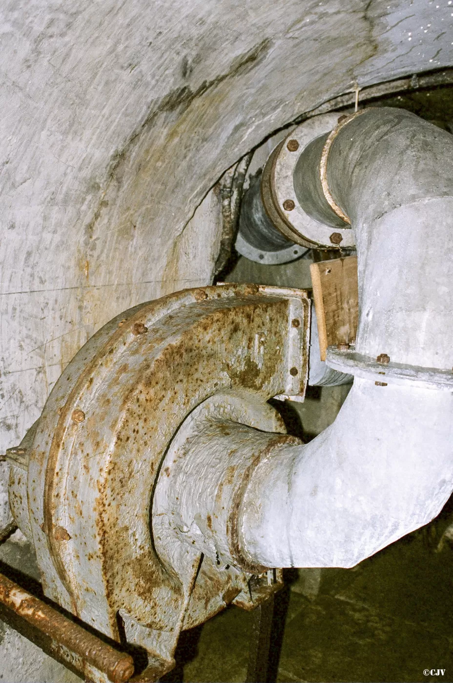 Ligne Maginot - LA ROUE - (Ouvrage d'infanterie) - Le bloc d'entrée
Le ventilateur à bras - Lia VERMEULEN