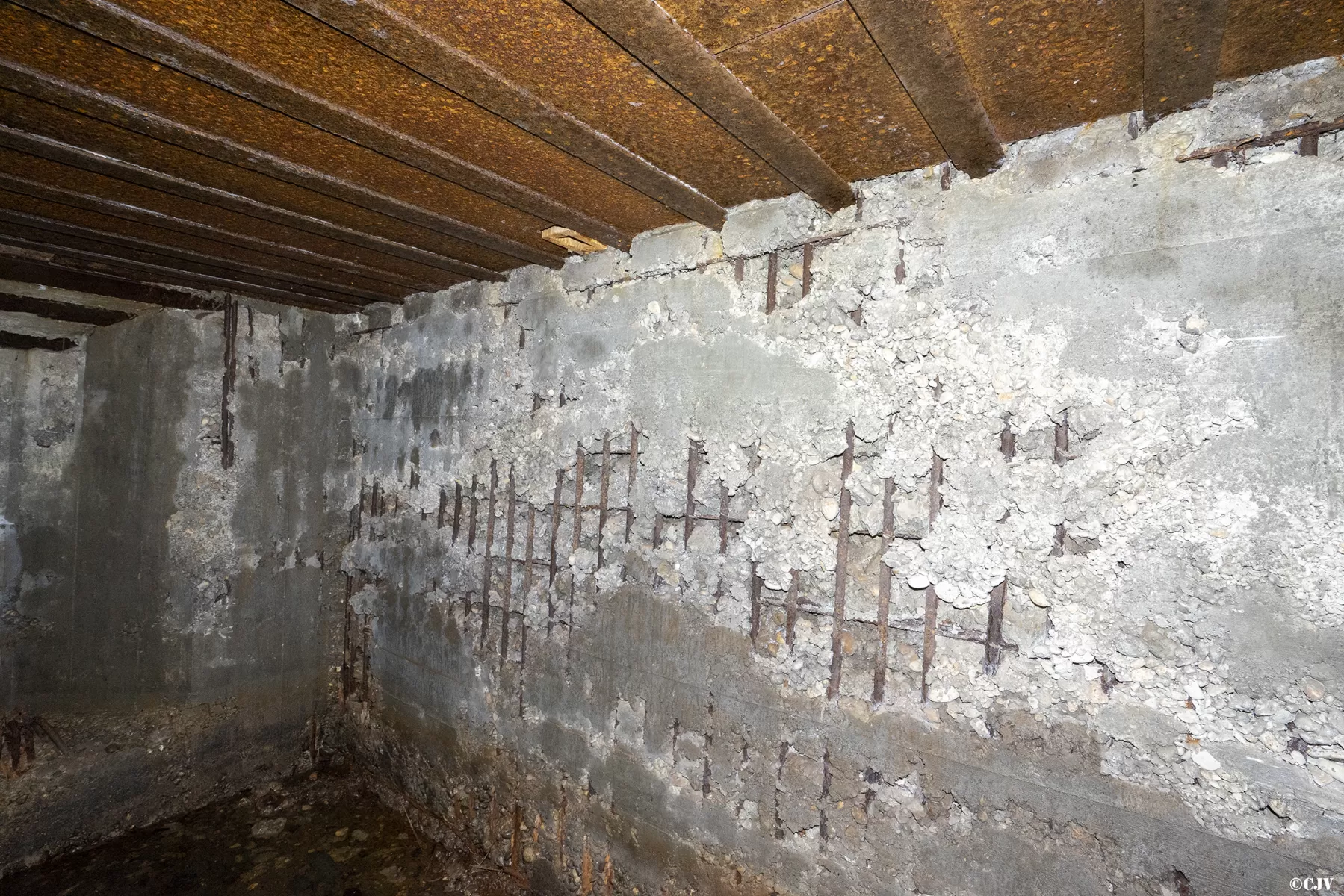 Ligne Maginot - CB441 - (Blockhaus pour arme infanterie) - Le blockhaus n'est pas achevé - Lia VERMEULEN