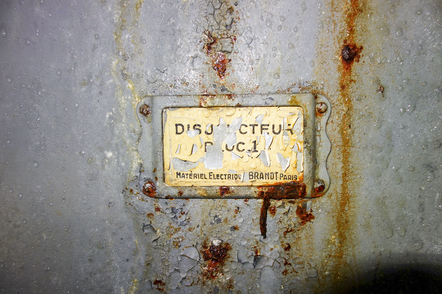 Ligne Maginot - LAVOIR - (Ouvrage d'artillerie) - L'usine électrique
Disjoncteur bloc 1 - Michel Teiten
