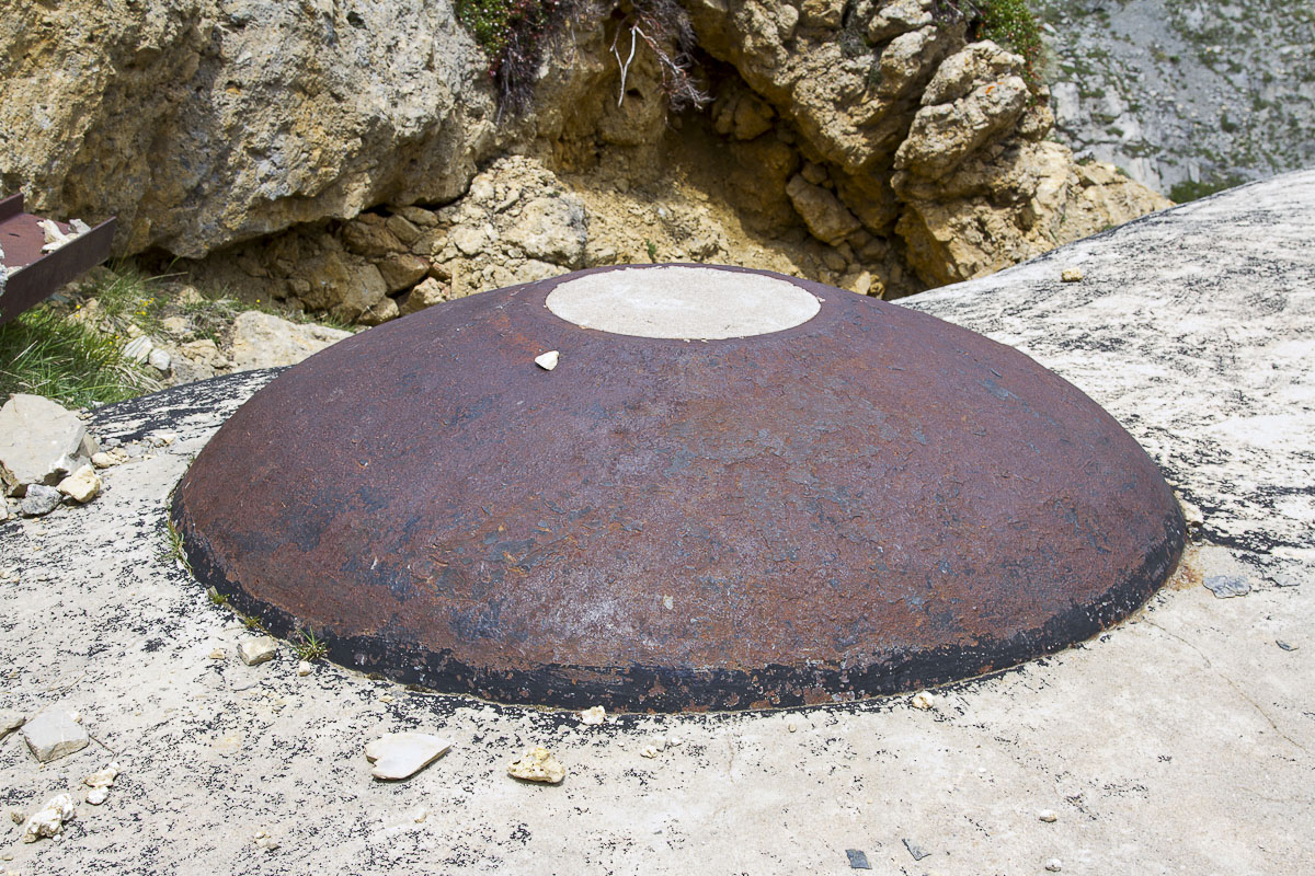 Ligne Maginot - PAS DU ROC - (Ouvrage d'artillerie) - Bloc 1
Cloche LG - Michel Teiten