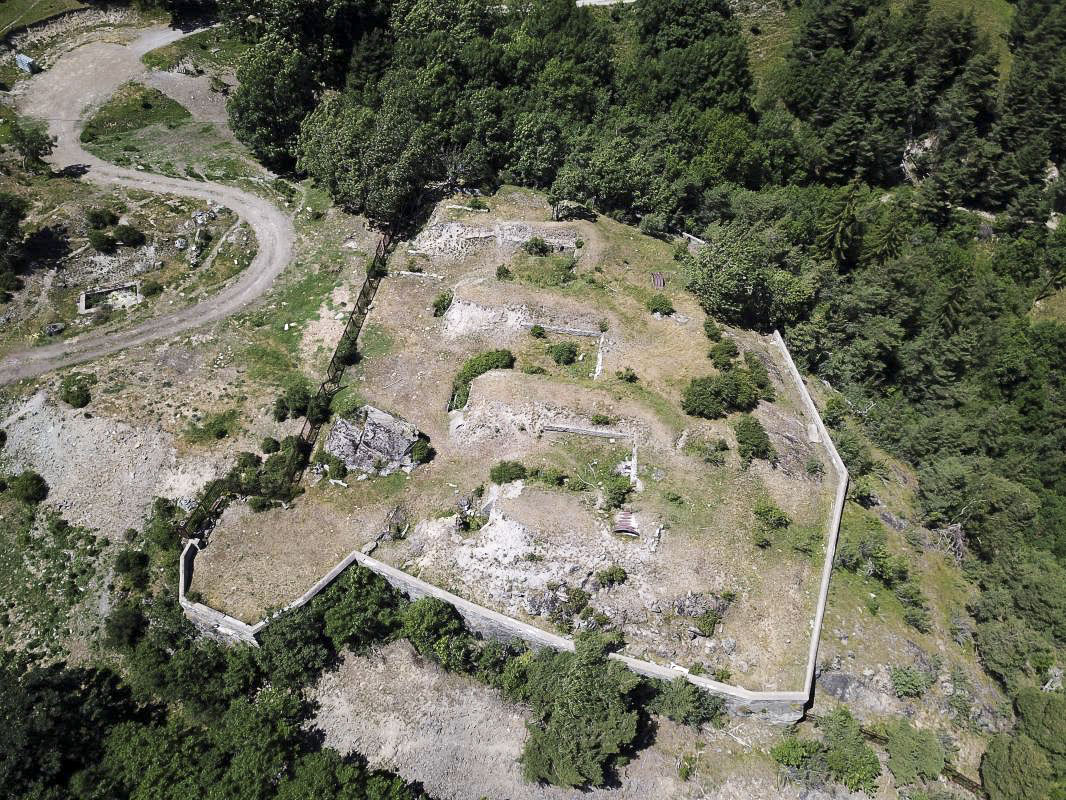 Ligne Maginot - REPLATON REDOUTE - (Blockhaus pour arme infanterie) - La Redoute du Replaton - ELLENA - CUNY