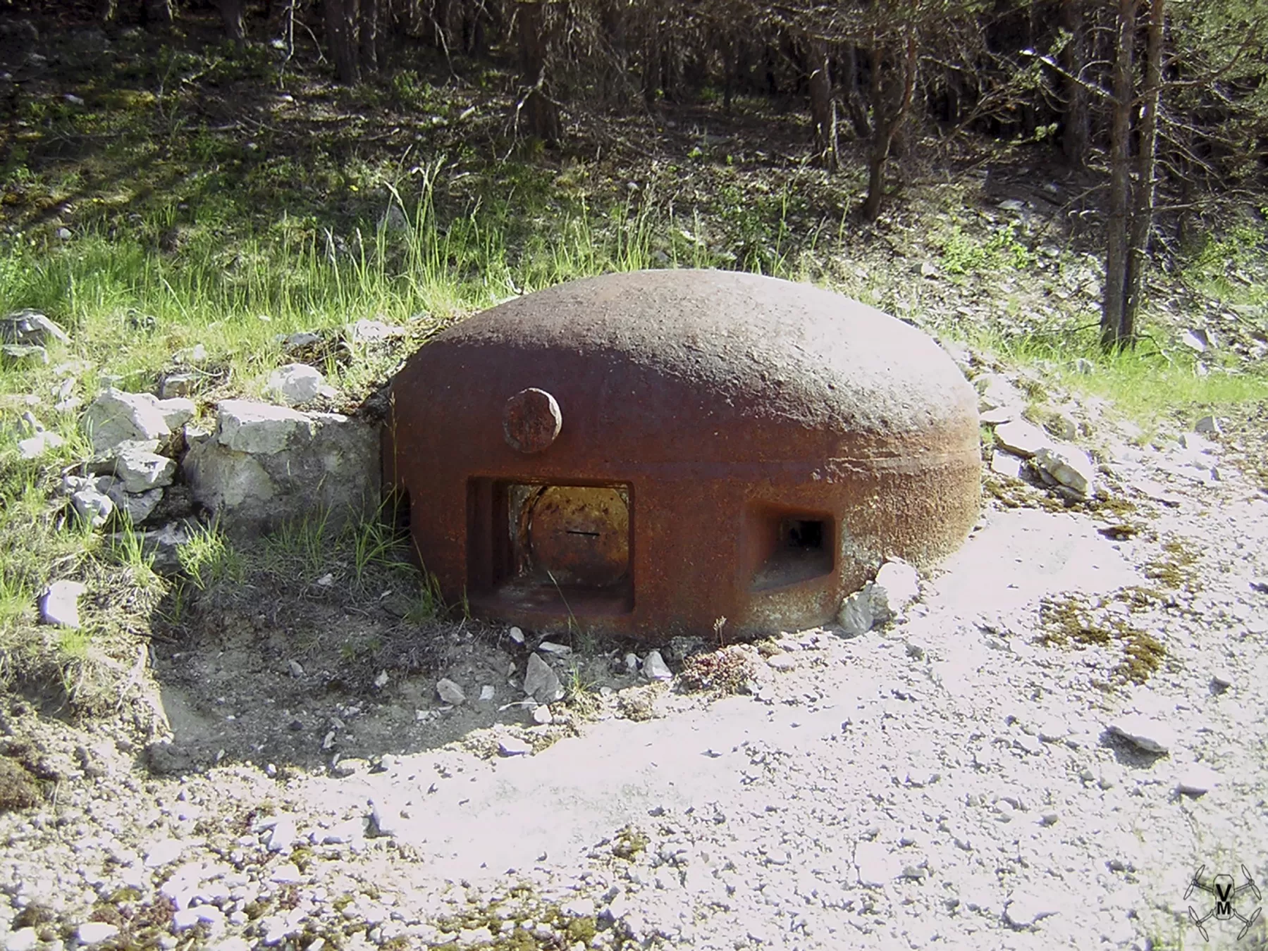Ligne Maginot - SAINT ANTOINE - (Ouvrage d'artillerie) - Bloc 2
Cloche pour jumelage de mitrailleuses - Vincent Vermeulen