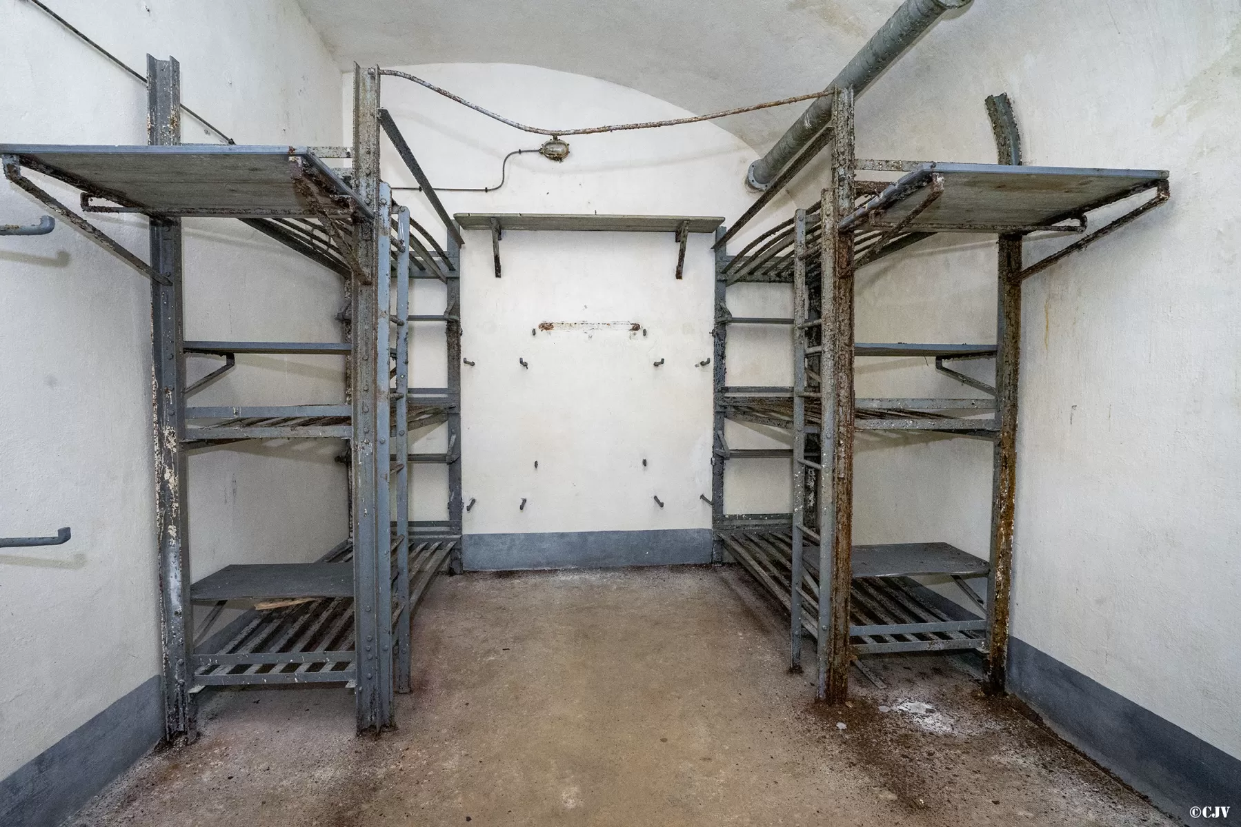 Ligne Maginot - SAINT ANTOINE - (Ouvrage d'artillerie) - Chambre sous-officiers - Lia VERMEULEN