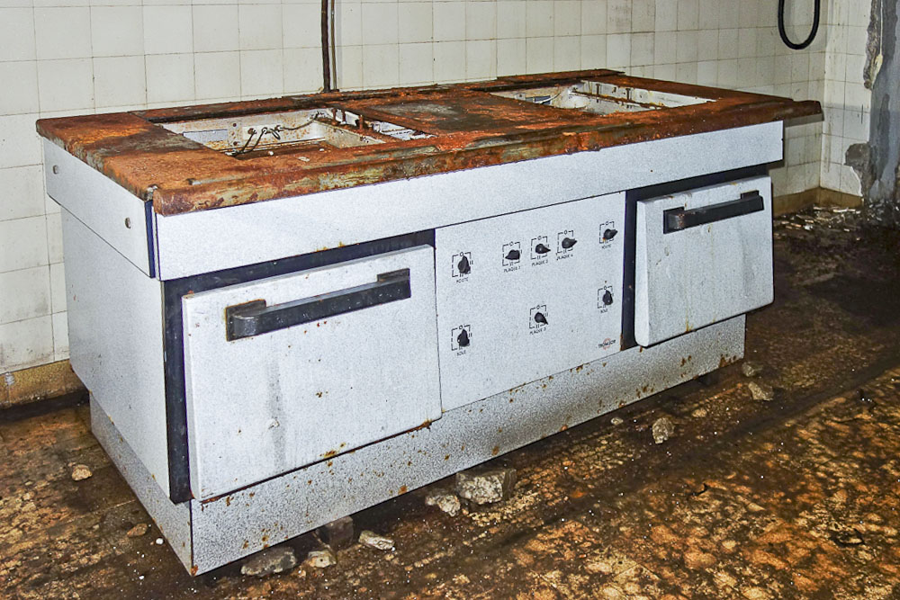 Ligne Maginot - SAINT ANTOINE - (Ouvrage d'artillerie) - La cuisinière électrique - Michel Teiten