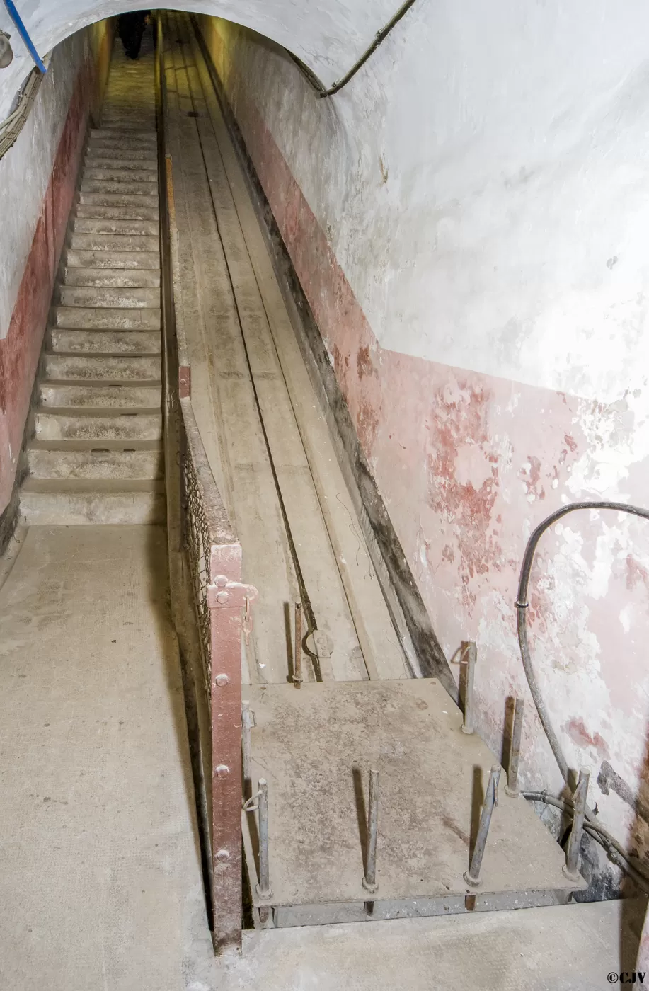 Ligne Maginot - SAINT GOBAIN - (Ouvrage d'infanterie) - Bloc 4
Partie inférieur du plan incliné