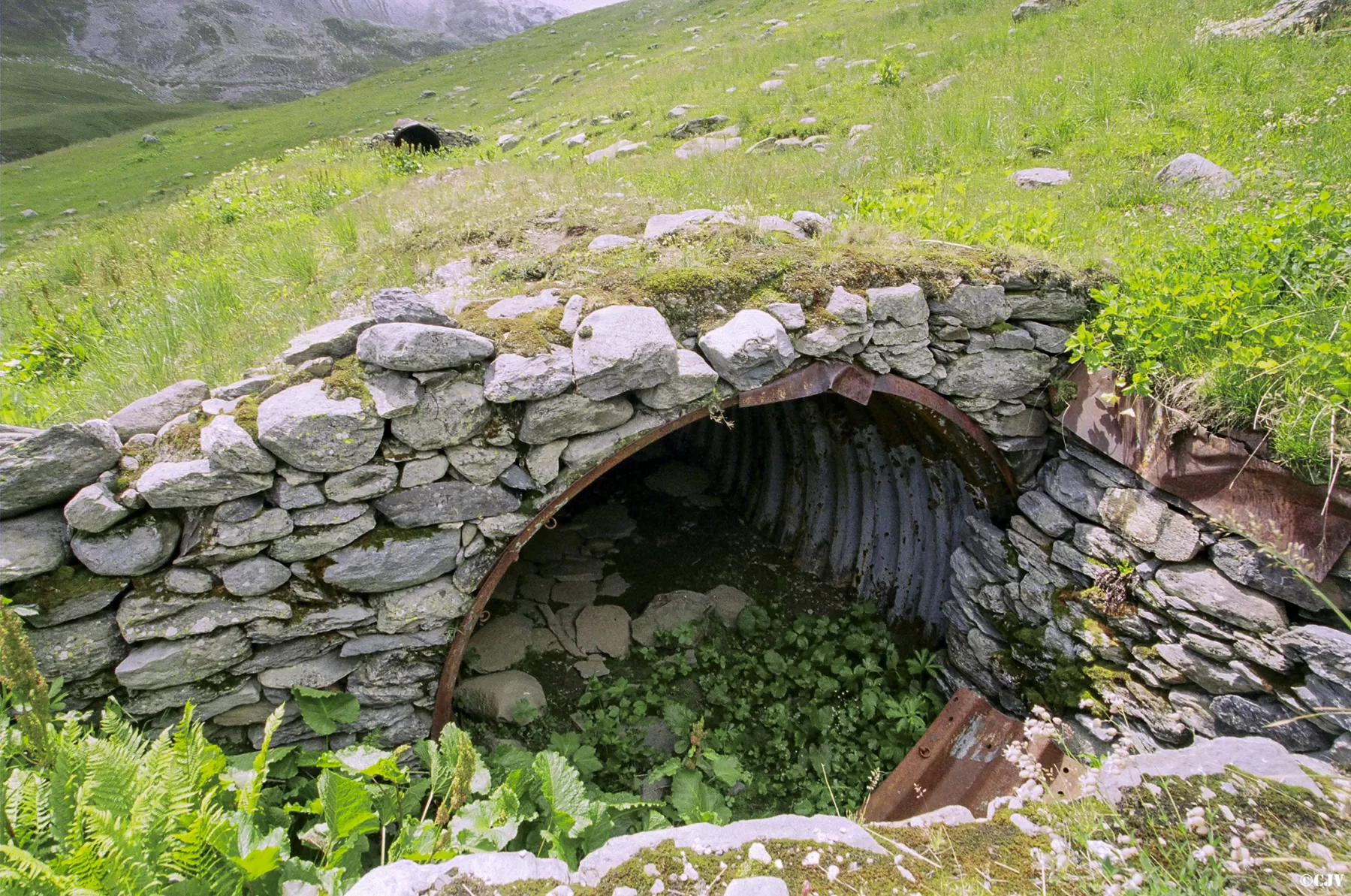 Ligne Maginot - VALLEE ETROITE - (Casernement) -  - Lia VERMEULEN