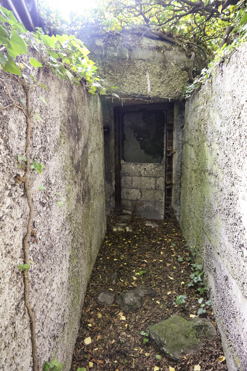 Ligne Maginot - B11 - PAS DE LA PORTE CENTRE - SA-6 - (Blockhaus pour arme infanterie) - Entrée
 - Alain Perouffe