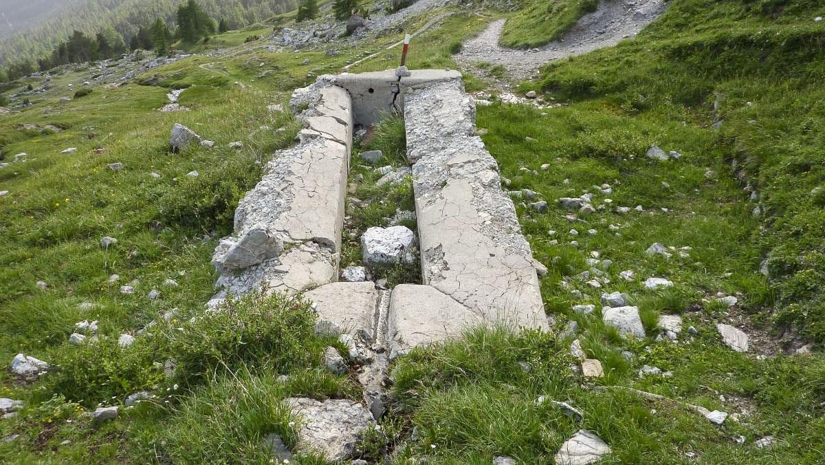 Ligne Maginot - ACLES (POSTE DES) - (Casernement) - Lavoir ou abreuvoir - ELLENA-CUNY