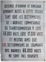 Ligne Maginot - XIVRY CIRCOURT - (Infrastructures électriques) - Plaque émaillée
Accès jeu de barres omnibus 65KV