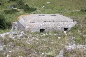Ligne Maginot - LARCHE (L) - (Ouvrage d'infanterie) - Bloc 6
Les cheminées d'évacuation de l'ouvrage