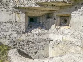 Ligne Maginot - COL DE GRANON - (Ouvrage d'infanterie) - Bloc 3 
Créneaux FM et mitrailleuses