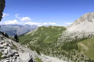 Ligne Maginot - ROCHER DE BARRABAS - (Blockhaus pour arme infanterie) - Devant le bloc
Vue vers les positions italiennes