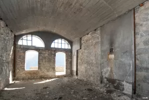Ligne Maginot - FORT DE LA CROIX DE BRETAGNE (154° RAP - 7° BIE) - (Position d'artillerie préparée) - Bâtiment avec le boulangerie, l'infirmerie et les écuries