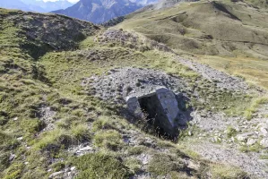 Ligne Maginot - GONDRANS - ABRI 5 - Abri de rempart dans les tranchées n° 5. 