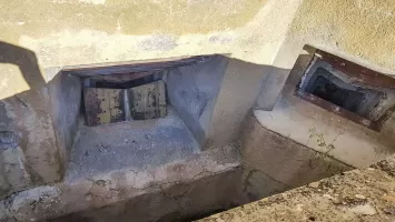 Ligne Maginot - SAINT OURS HAUT (SOH) - (Ouvrage d'artillerie) - Bloc 5
Le créneau du mortier de 50 à droite