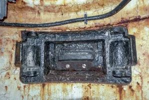 Ligne Maginot - ROCHE LA CROIX (RLC) - (Ouvrage d'artillerie) - Bloc 4
Episcope d'un créneau de la cloche VDP.