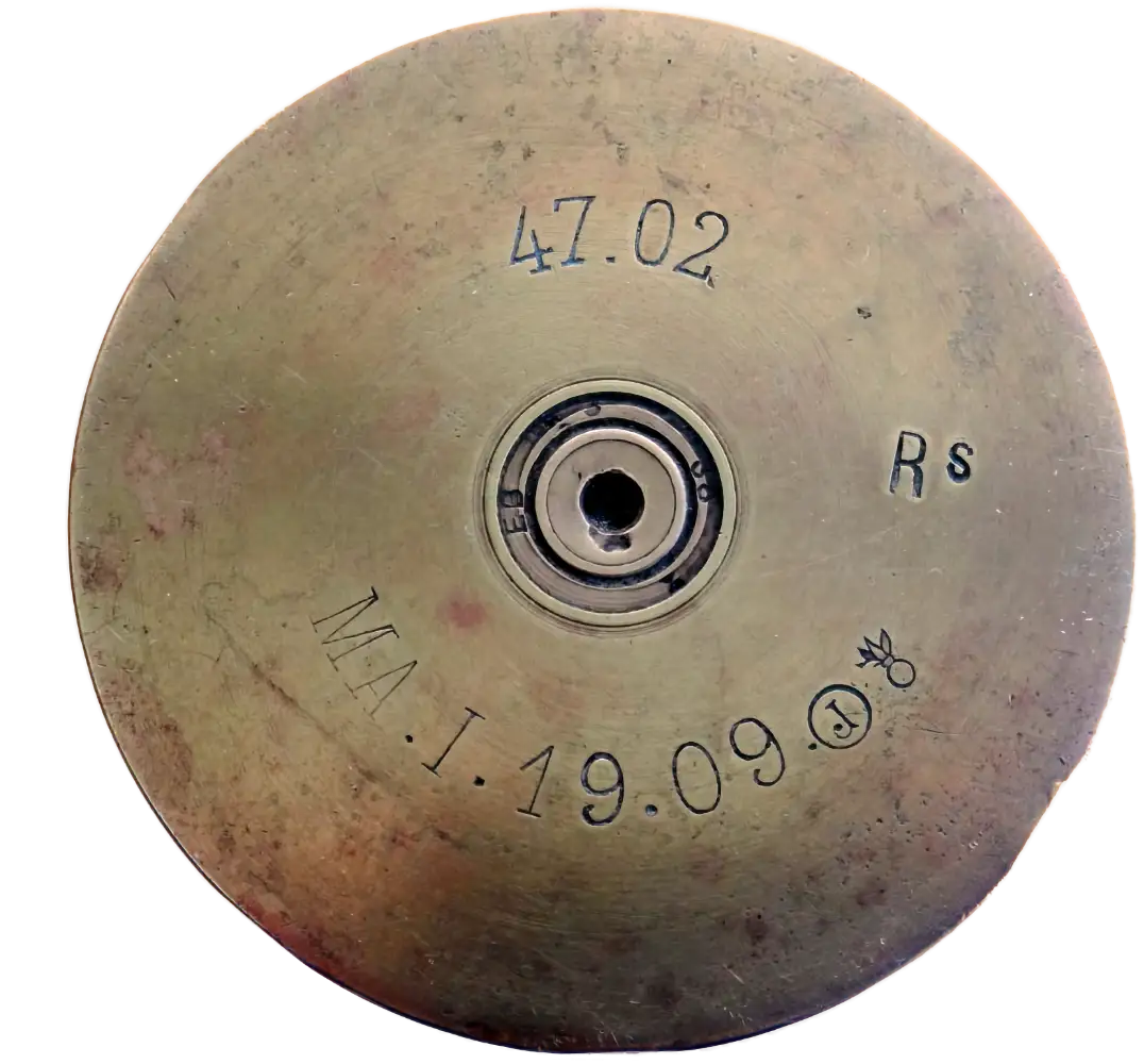 Ligne Maginot - Munitions de 47 mm utilisées dans la fortification - Marquages de culot de douille de 47mm Mle 1902 M 
Amorçage par TPAF (tube porte amorce Forgeat) de 14/40 mm Mle 1933