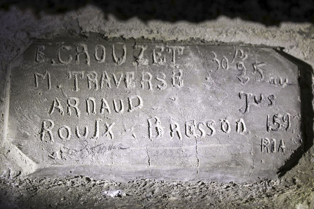 Ligne Maginot - CHENAILLET - (Ouvrage d'infanterie) - Dans le préfabriqué entrée nord
 - Alain Perouffe